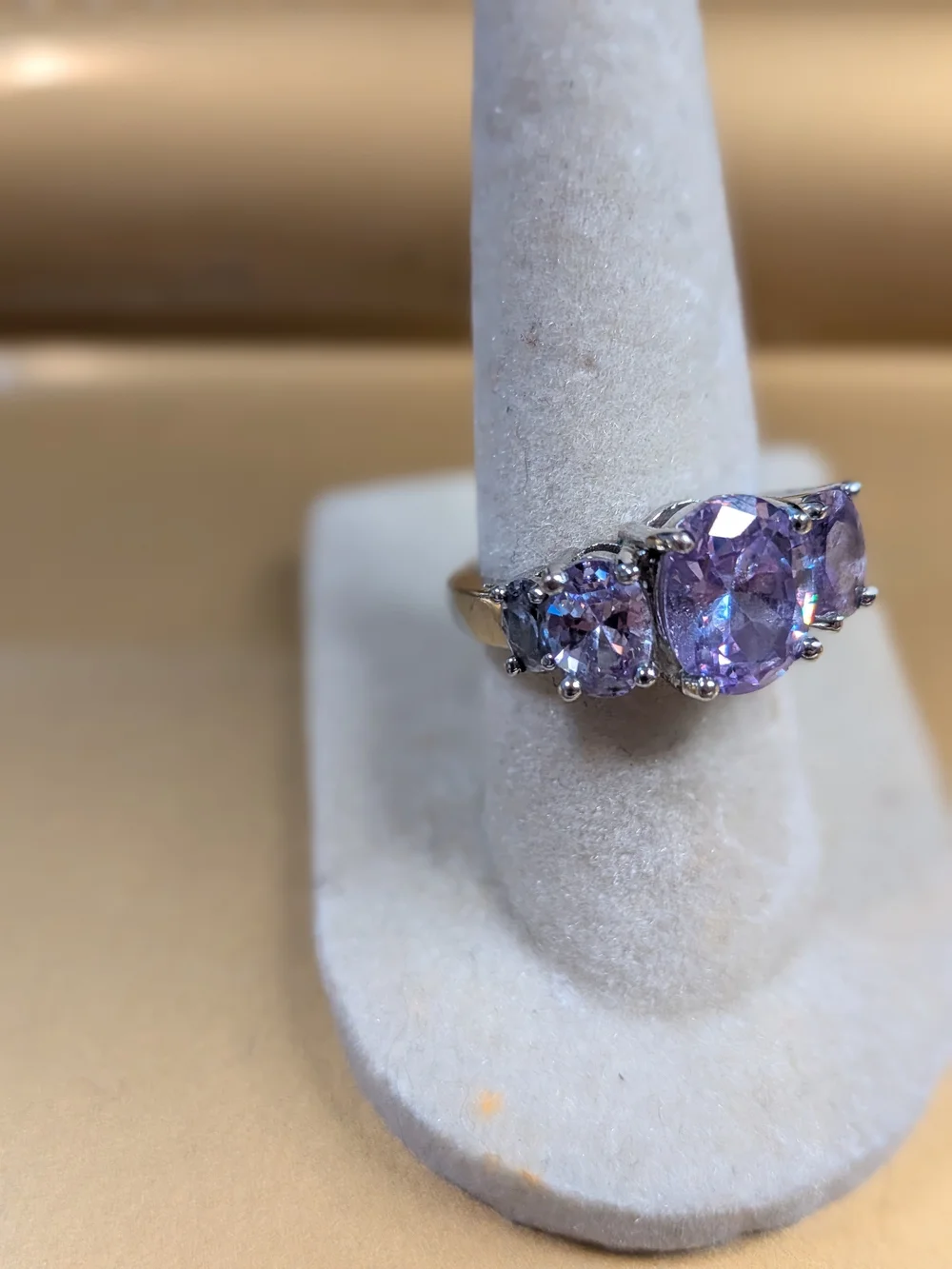 Sterling Silver 5-Stone Possibly Purple Spinel or Amethyst Cocktail Ring - SZ 6